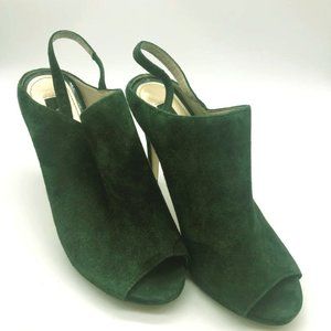 White House Black Market High Heel (SOLD)